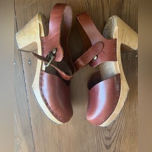 TESSA clogs handmade in Colorado